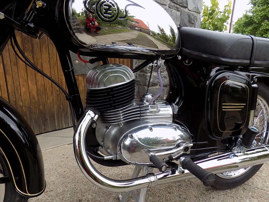 Jawa Chlumec25 ČZ175 SPORT REN