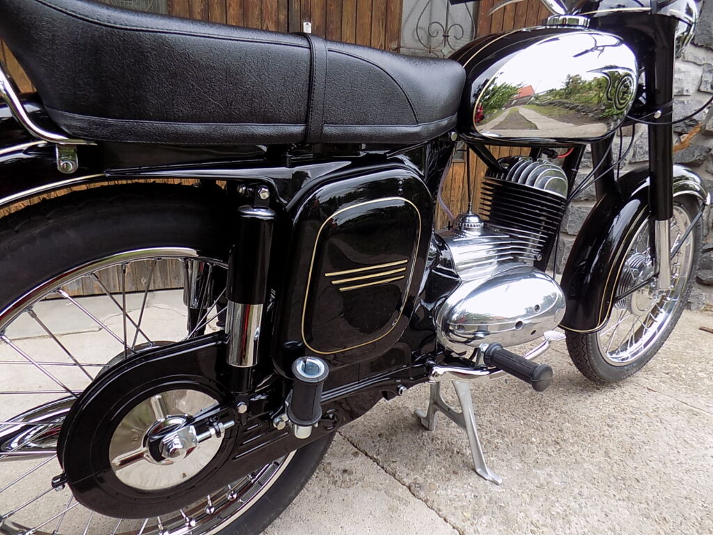 JAWA ČZ175 SPORT REN